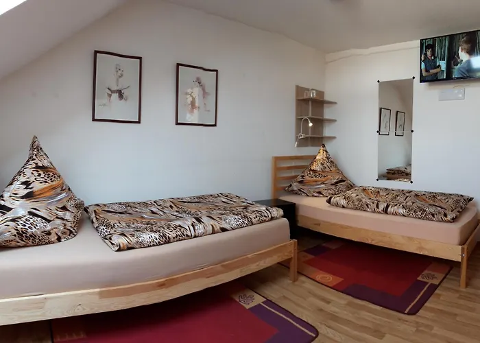 Zwei Ruhige, Private Gaestezimmer Nahe U-bahn Accommodatie bij particulieren Neurenberg